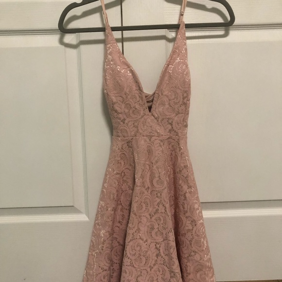 HONEY Chelsea Pink Lacey Dress - Picture 2 of 4